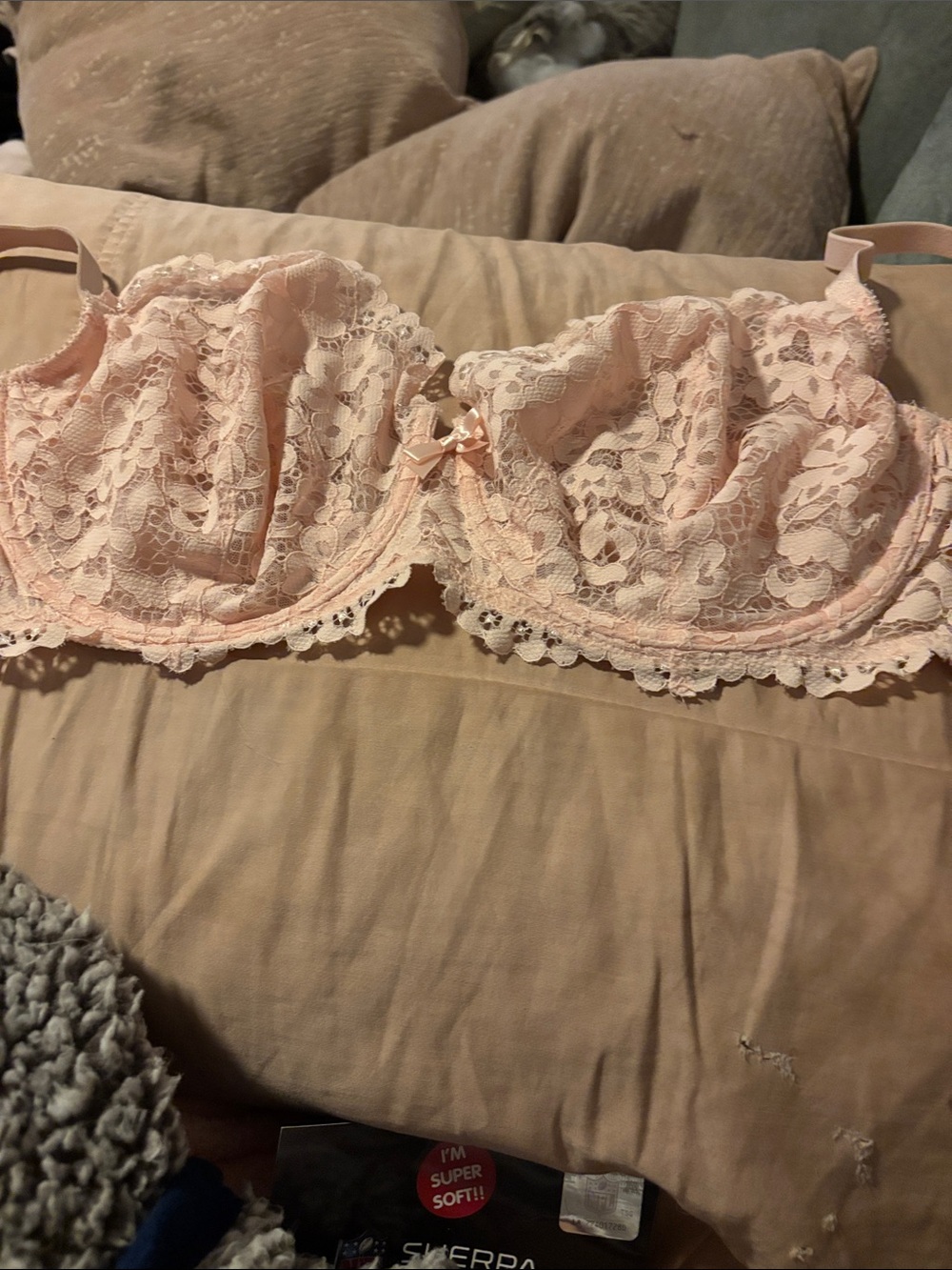 Victoria’s Secret Lace Underwire Balconette Demi Bra - Blush Pink